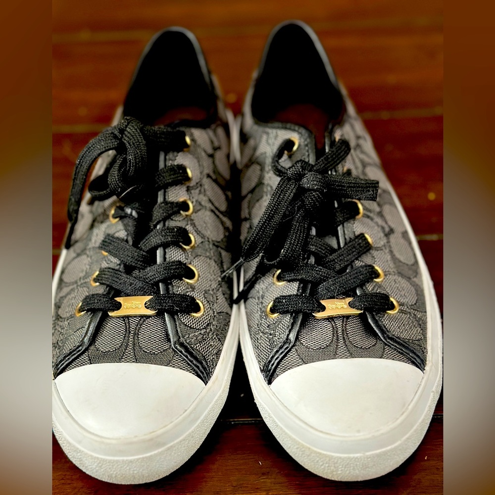 Coach Signature Logo Shoes